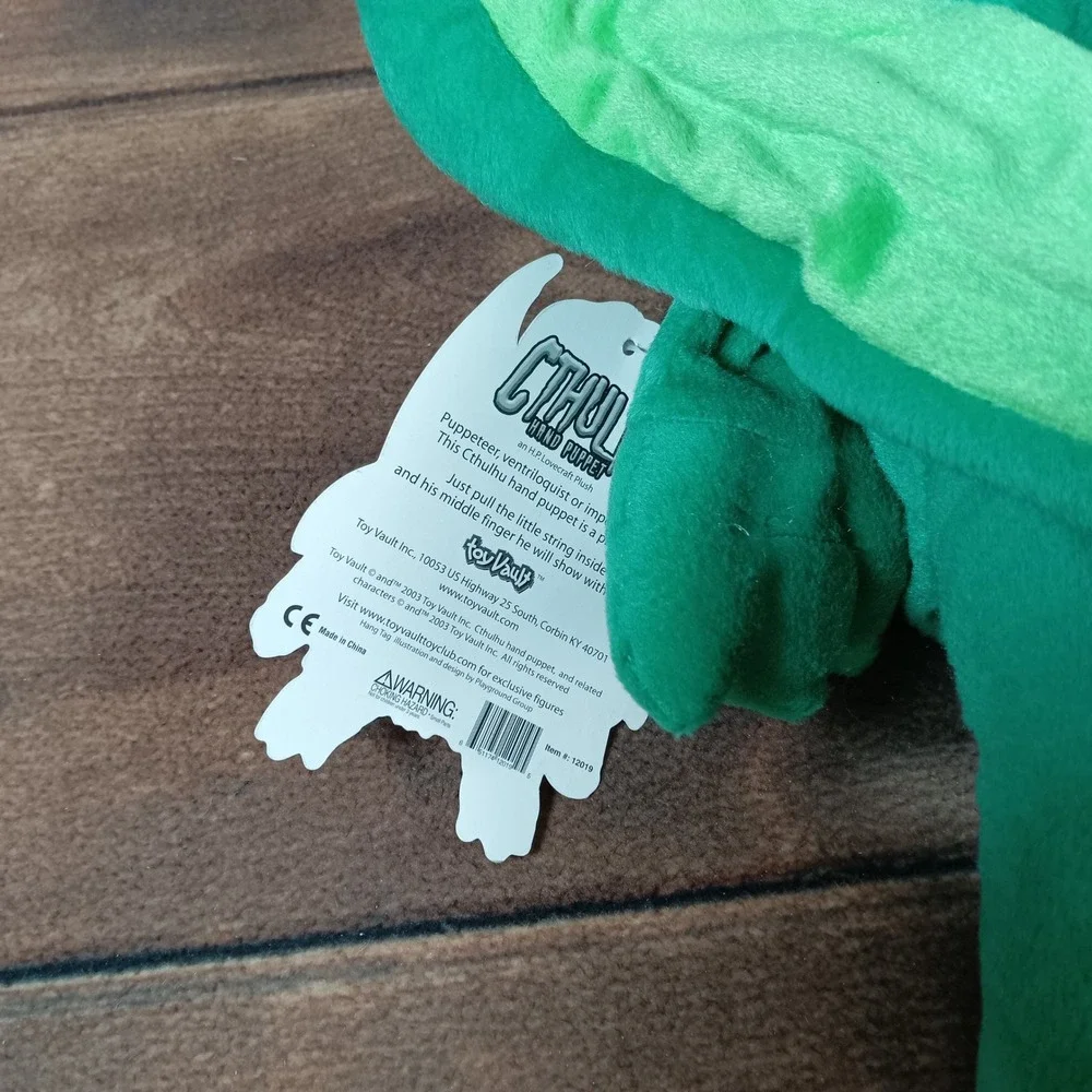 Cthulhu Hand Puppet Plush Toy Toy Vault Green Tentacle Monster Stuffed Animal‎